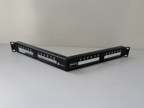 Siemon Patch Panel Tera 24 Puertos Modular Angulado Negro