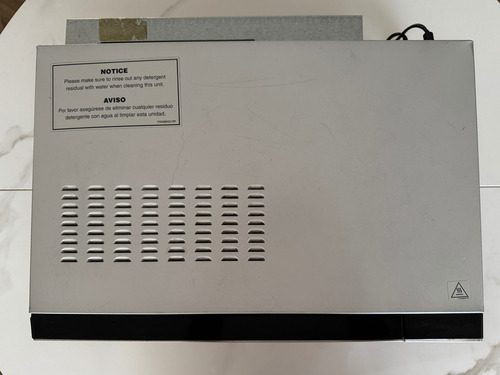 Horno Microondas Panasonic Con Grill Y Convección - 27 L (Usado)