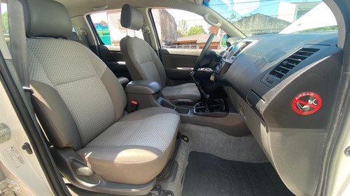 Toyota Hilux 3.0 Cd Sr 171cv 4x4 - C3 2015 Acepto Permuta Mv