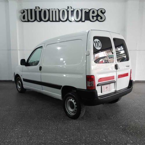 Imagen 10 de 18 de Citroën Berlingo 2015 1.6 Hdi 92 Bussines