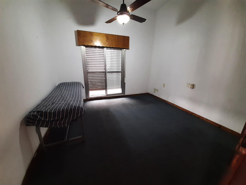 Casa 2 O 3 Familias En Venta Ubicado En Lanús Oeste