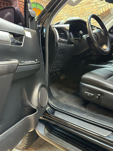 Toyota Hilux Pick-Up 2.8 Cd Srx 177cv 4x4 At