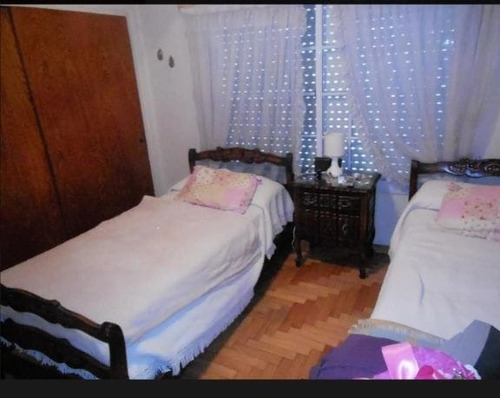 Muy Buena Casa 3 Amb. 2 Baños Gje + Dto. 2 Amb.