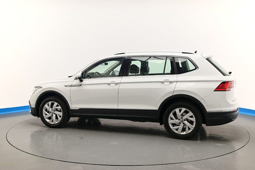 Volkswagen Tiguan 1.4 TFSI LIFE 7 PAX AT