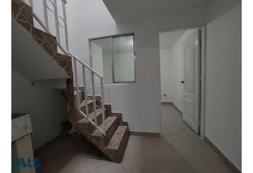 Casa Unifamiliar En Venta Aures # 1(mls#249011)