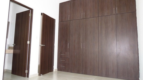 Imagen 7 de 14 de Renta De Casa Con Amenidades. Cumbres Del Lago