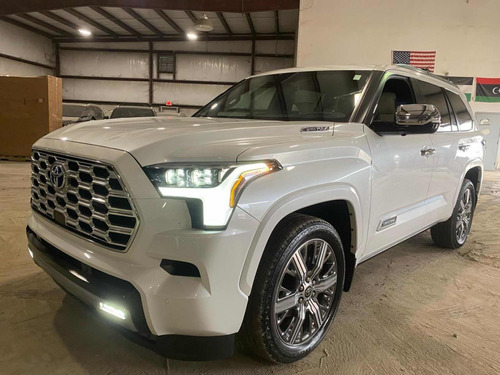 Toyota Sequoia Capstone