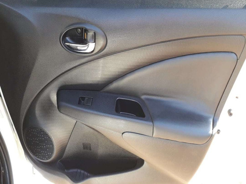 Imagem 12 de 14 de Toyota Etios Xls 1.5 16v At Flex