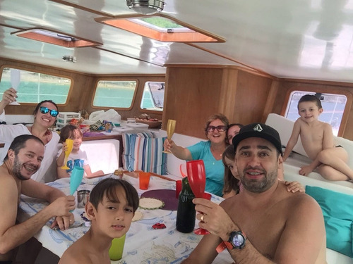 Alugo Catamaran Veleiro Quase 50 Pés (catamarã Charter)
