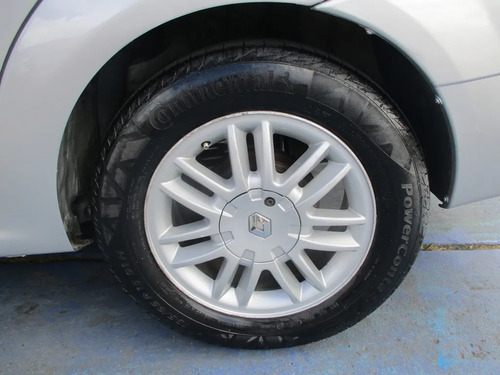 Renault Logan   1600cc Mt Aa