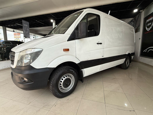 Mercedes-Benz Sprinter Cargo van larga