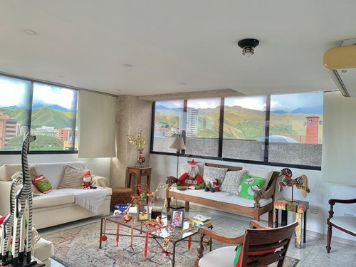 Imagen 3 de 13 de En Venta Penthouse Urb El Bosque Maracay