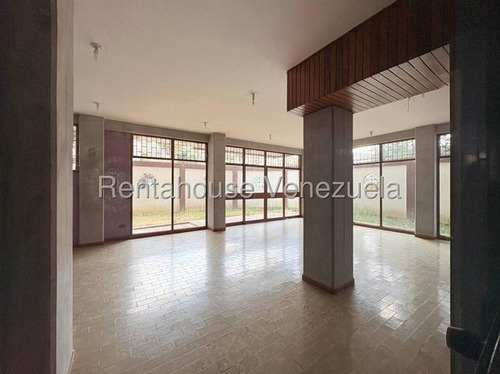 Amplio Apartamento En Motalban Ii Excelente Edificio - 25-17815 - Jca