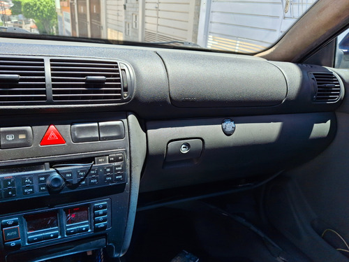Audi A3 1.8 3p