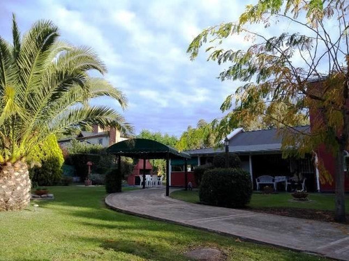 Hermosos Chalet De 3 Ambientes En Las Lomas