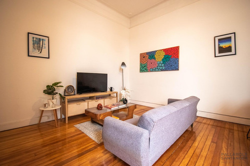 Venta . Ph . Sin Expensas . Palermo . 1 Piso Por Escalera