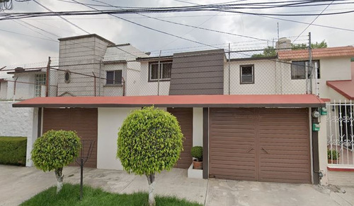 Casa En Venta En Valle Dorado, Tlalnepantla. Js