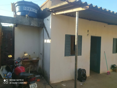 Imagem 9 de 23 de Vende-se Casa Em Pinheiro 1 Águas Lindas Go Aceito Propostas