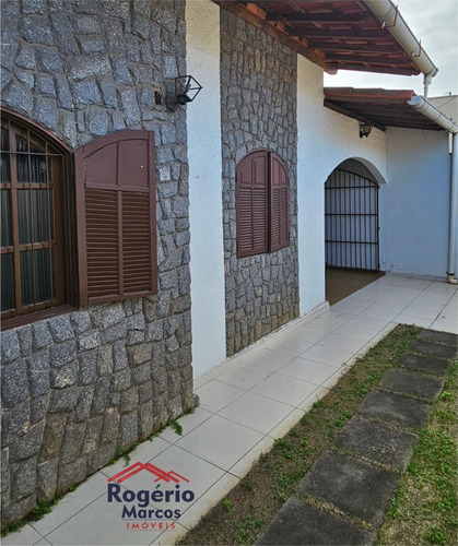 Casa Ampla Com Apto Nos Fundos Em Novo México - Não Financia