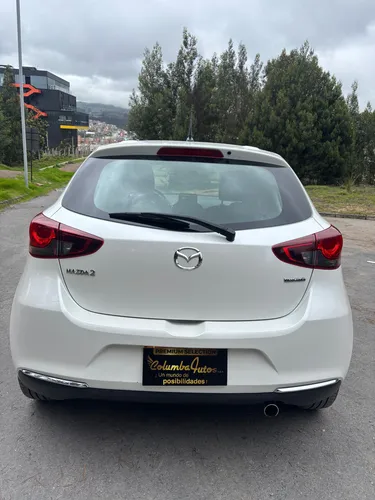 Mazda 2 Carbón edition