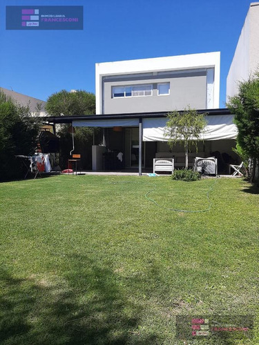 Imagen 23 de 24 de Casa - Manuel B Gonnet
