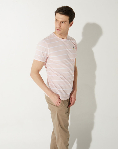 Imagen 3 de 8 de Remera Alanna Rosa Claro