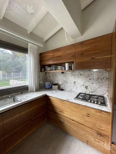Casa En Venta 3 Dormitorios En Parque Leloir