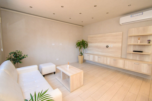 Imagen 15 de 30 de Venta Local Comercial Céntrico Y Casa A Estrenar!