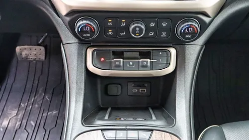 GMC Acadia 3.6 Denali At