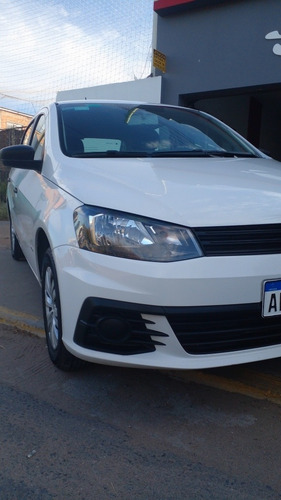 Imagen 5 de 15 de Volkswagen Gol Trend 1.6 Trendline 101cv 2017