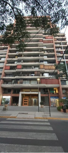 Depto En Arriendo De 1 Dorm. En El Golf, Las Condes