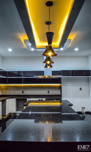 Casa En Venta En Rancho San Juan