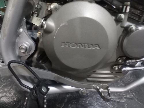 Imagen 13 de 15 de Honda Tornado Xr 250 Retro 2008