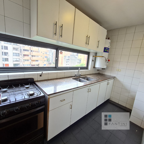 Alquiler Amoblado. 1 Dorm. Cocina Sep. Patio Olmos. Marcelo T De Alvear 537