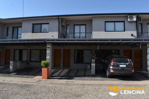 Imagen 3 de 18 de Duplex En Venta - 1 Dormitorio Con Cochera - Miguel Muñoz - Carlos Paz