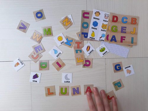 Juego De Letras. Abecedario. De Cartón 5 Propuestas De Juego
