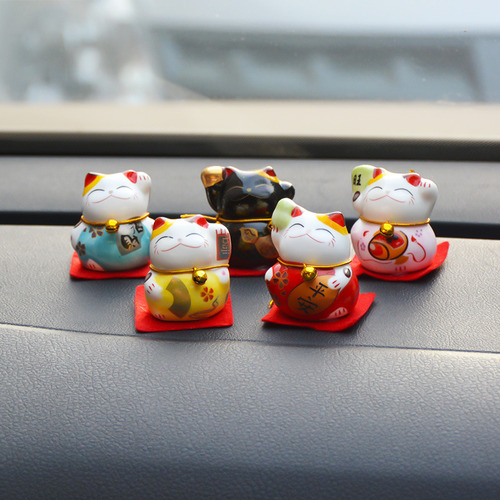 Five Fudharma 4cm - Mini Lucky Cat Car Decor Set