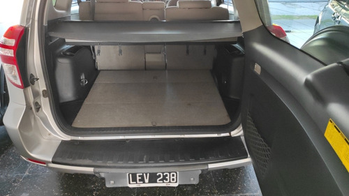 Toyota Rav4 2.4 4x2 At 2012