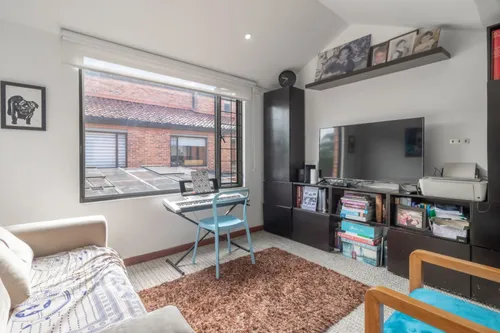 Casa En Venta En Gratamira. Cod V14097