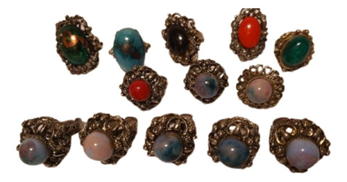 Anillos Con Piedras, Fundición