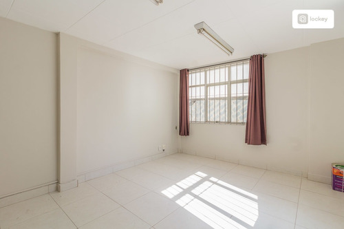 Imagem 3 de 11 de Aluguel De Sala Com 19m² - 31978