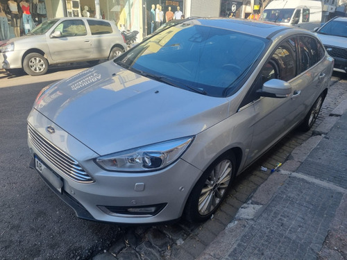 Ford Focus III 2.0 Sedan Titanium At6