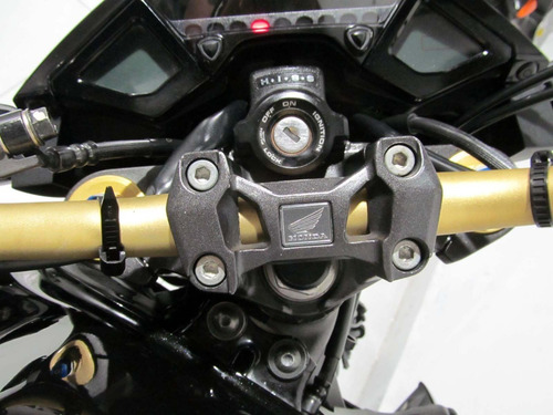 Imagem 14 de 14 de Honda Cb 1000r 2015 Preta Abs
