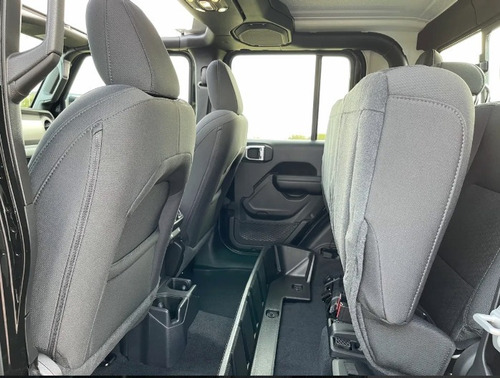Imagen 9 de 12 de Jeep Gladiator Sport 4x4 2021