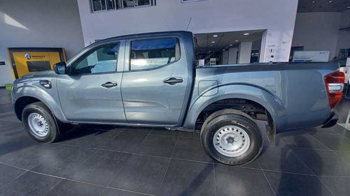 Imagen 4 de 18 de Renault Alaskan 2.3t 16v Confort Mt 4x2 Hot Sale Nm