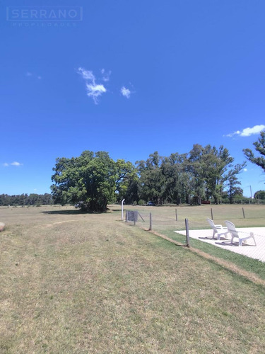 Lote De Terreno De 1200 M2 En Venta En El Club De Campo Los Palenques En Manzanares.