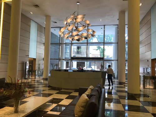Imagen 5 de 17 de Reservada Oficina 225m2 Libertador Y Olazab Edif Starbucks 2 Coch Impecable Listo Para Mudarte