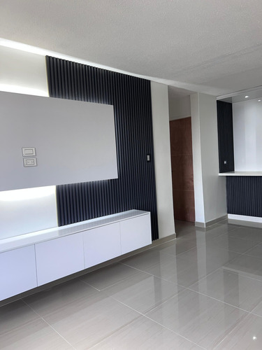 Apartamento Remodelado A Estrenar Lomas De Mañongo. Az