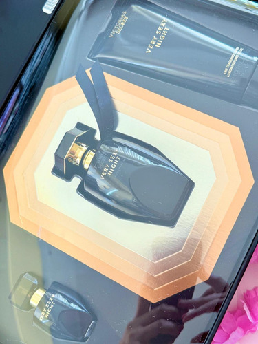 Perfume Victoria's Secret Very Sexy Night Set