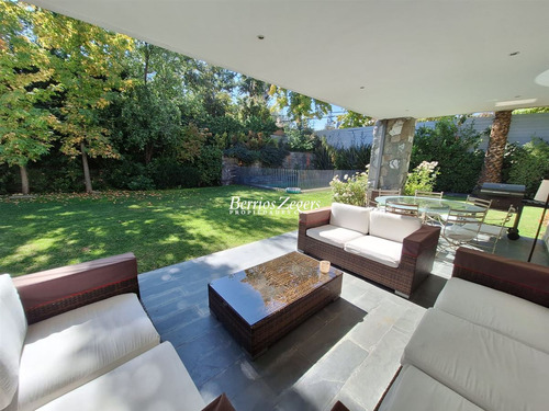 Casa Venta En Condominio, 5d 5b , Dominicos Las Condes